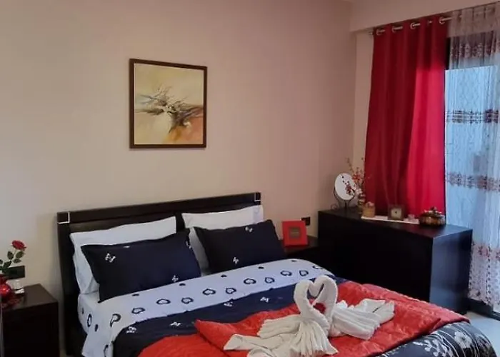 Bora Albania Me Vetsherbim 24 Prane Liqenit *