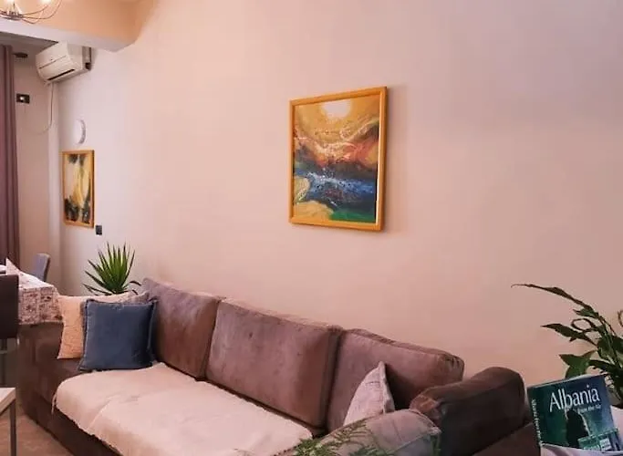 Appartamento Bora Albania Me Vetsherbim 24 Prane Liqenit