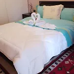 Bora Albania Me Vetsherbim 24 Prane Liqenit Apartamento *