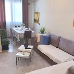 Apartamento Bora Albania Me Vetsherbim 24 Prane Liqenit Tirana