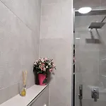 Apartamento Bora Albania Me Vetsherbim 24 Prane Liqenit