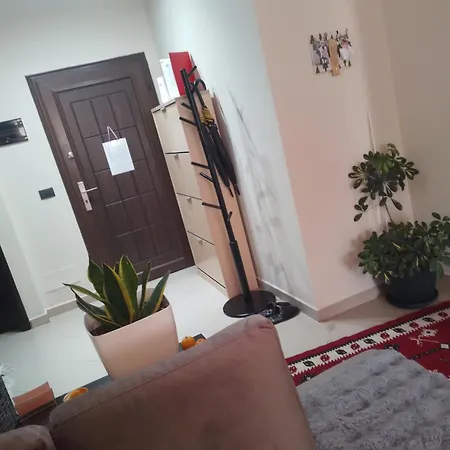 Bora Albania Me Vetsherbim 24 Prane Liqenit Apartment *