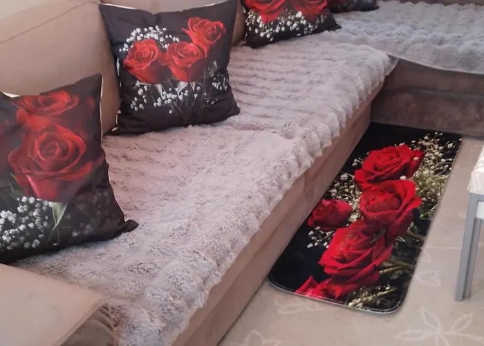 Bora Albania Me Vetsherbim 24 Prane Liqenit Apartment *